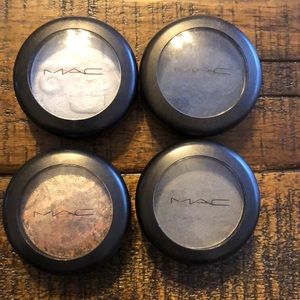 MAC Large pan eyeshadow X4